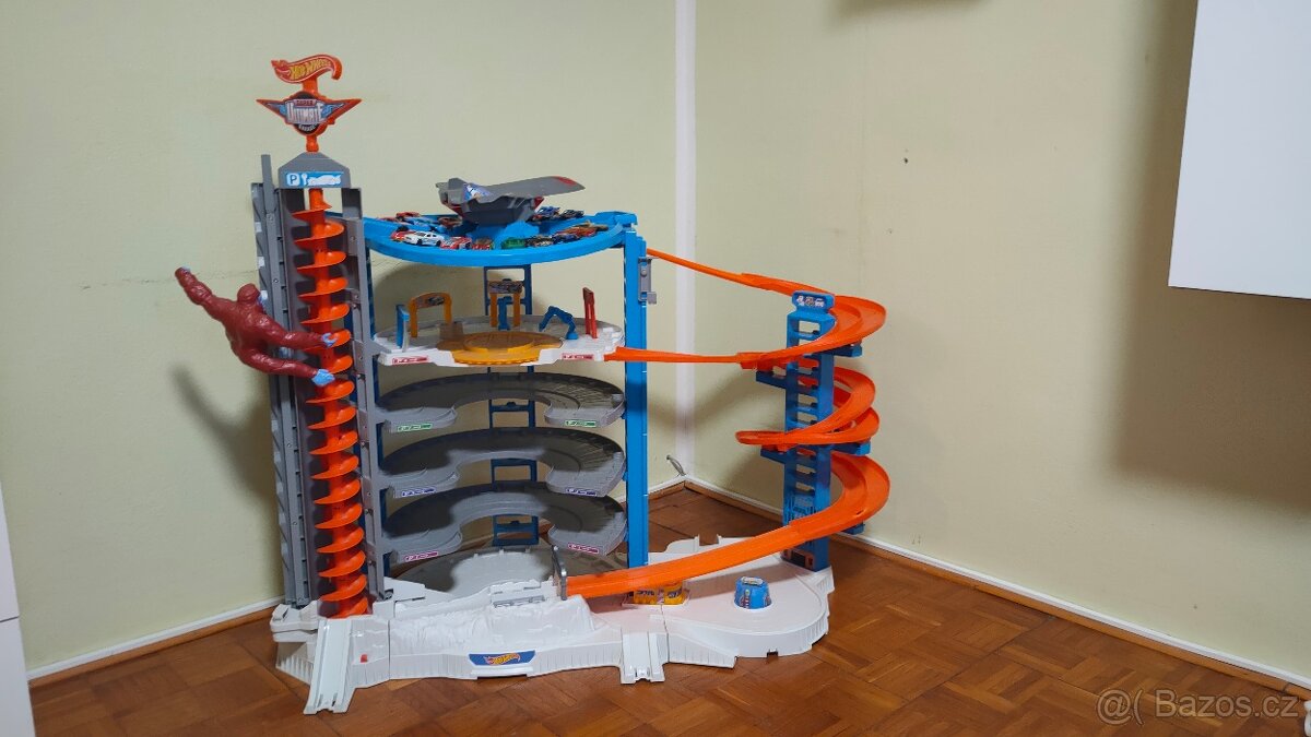 Hot Wheels super ultimate Garage - 2