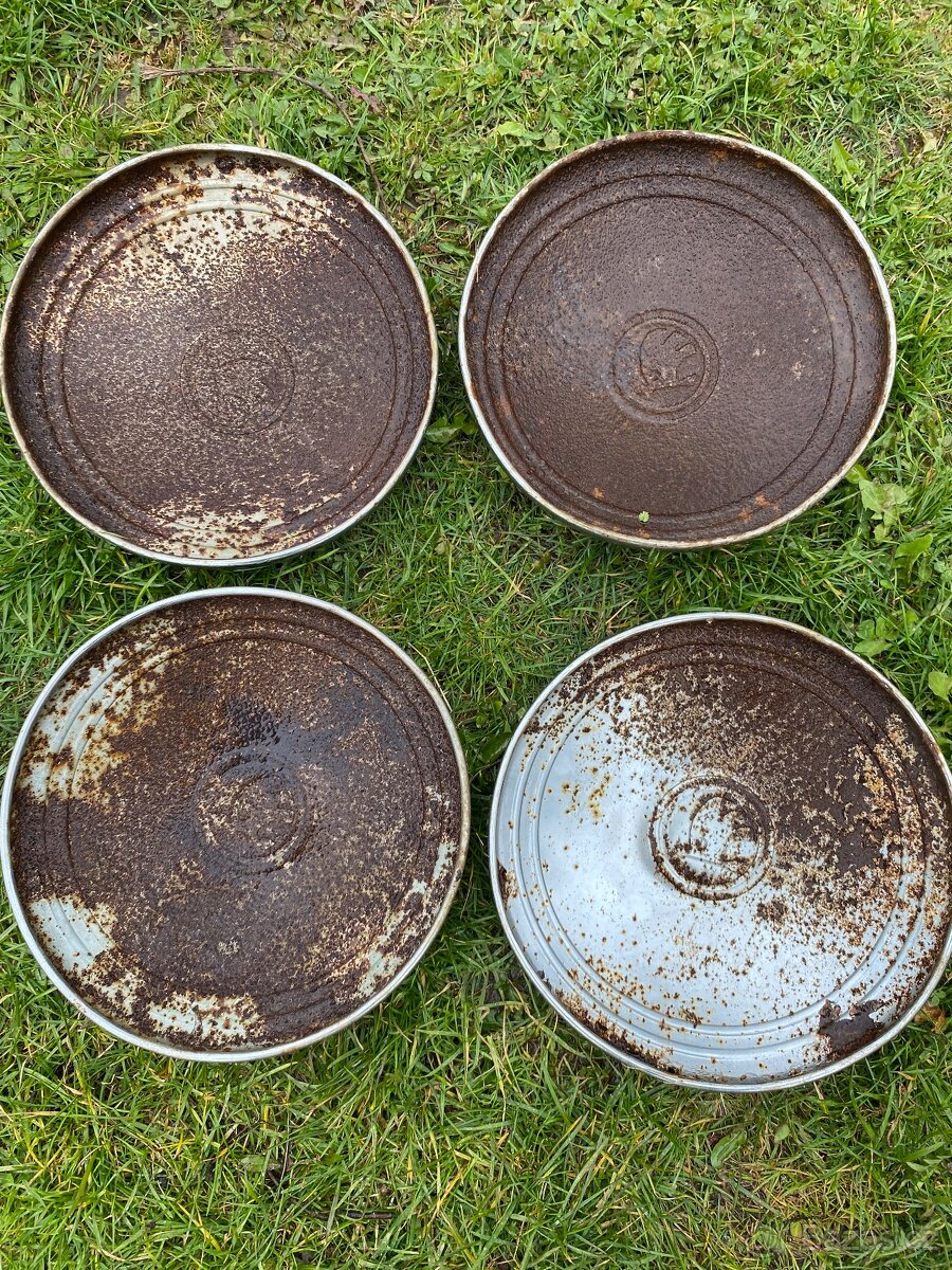 Poklice na Škoda 100 MB - 2