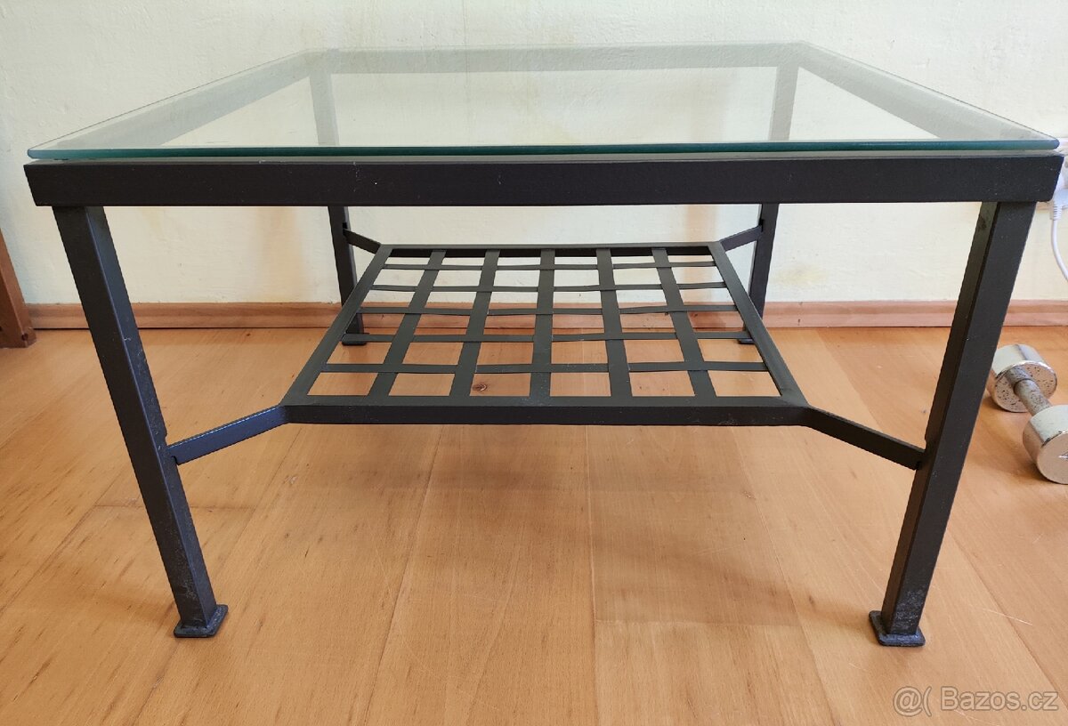 Konferenční stolek - 2