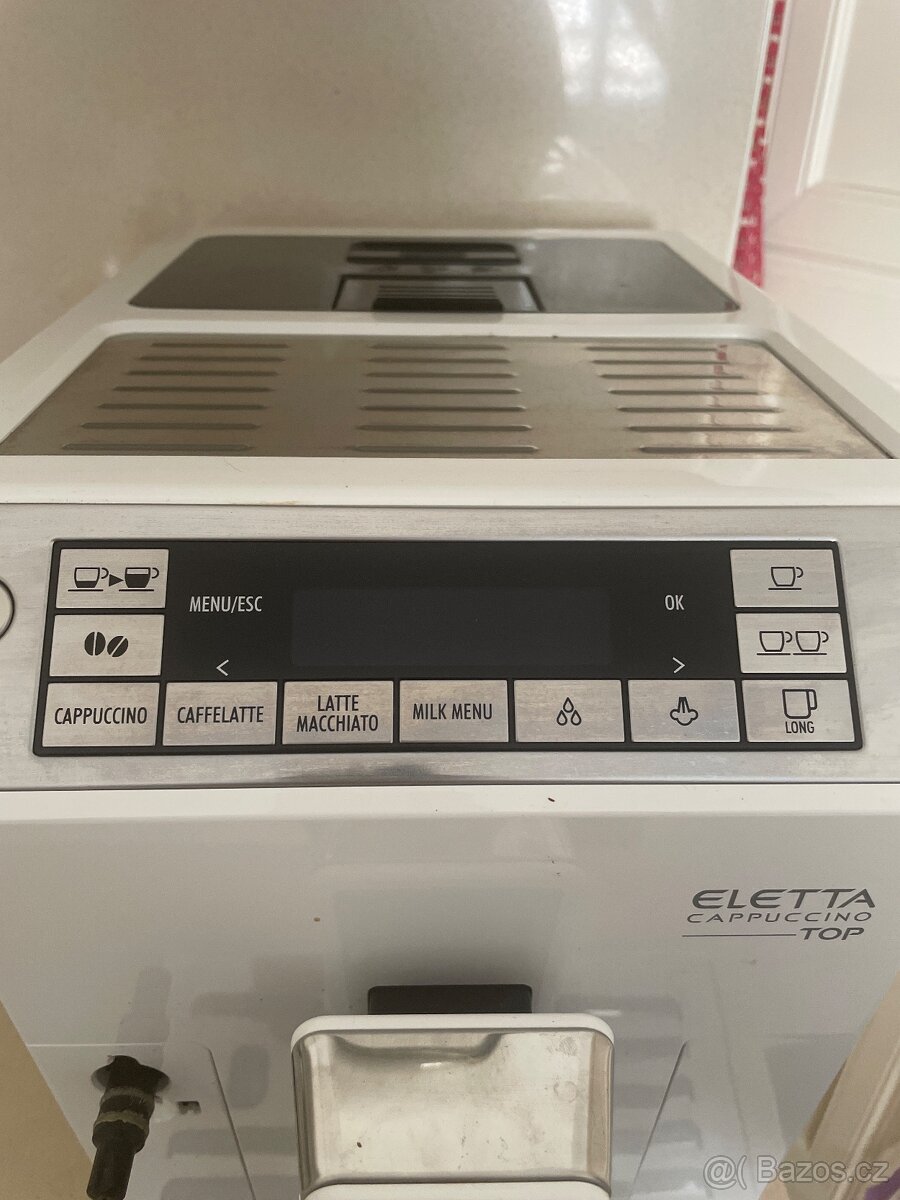 Delonghi kavovar - 2