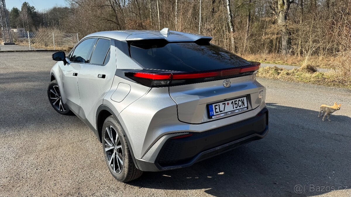 C-hr 2l pluginhybrid - 2