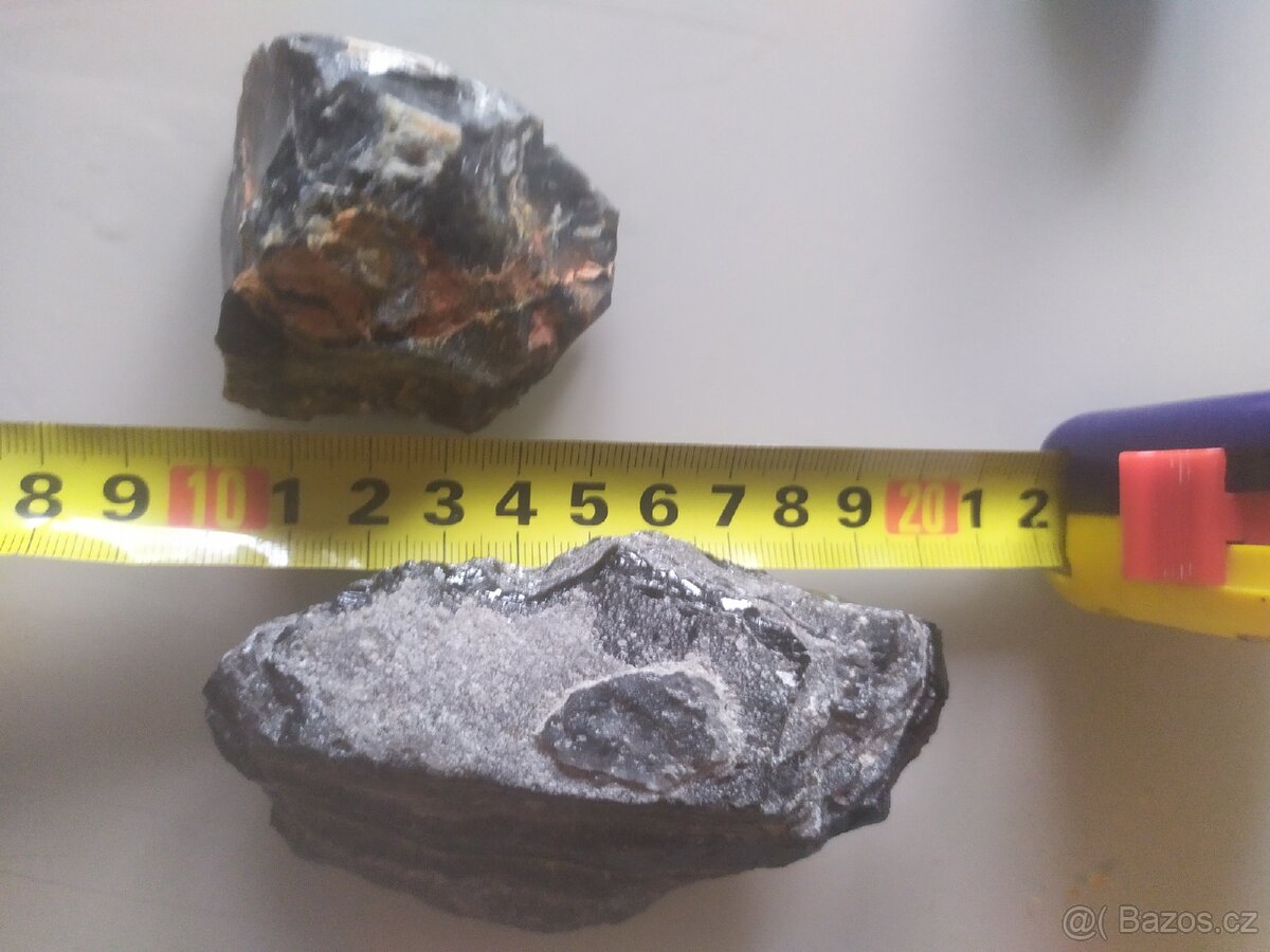 Obsidiány kameny - 2