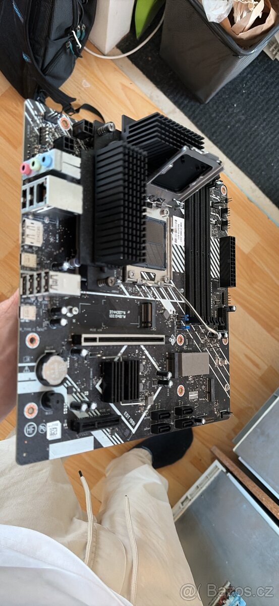 Základní deska b650 + aio 360 windows 11 - 2