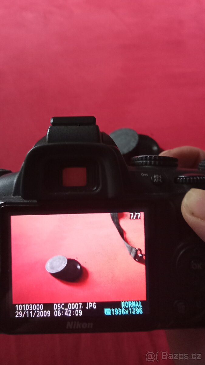 Nikon D3000 - 2