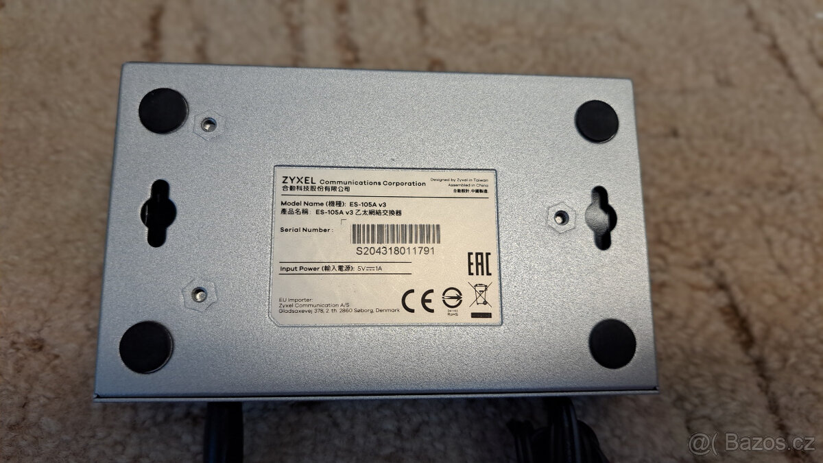 Zyxel ES-105A v3 – 5portový ethernet switch 10/100 Mb/s - 2
