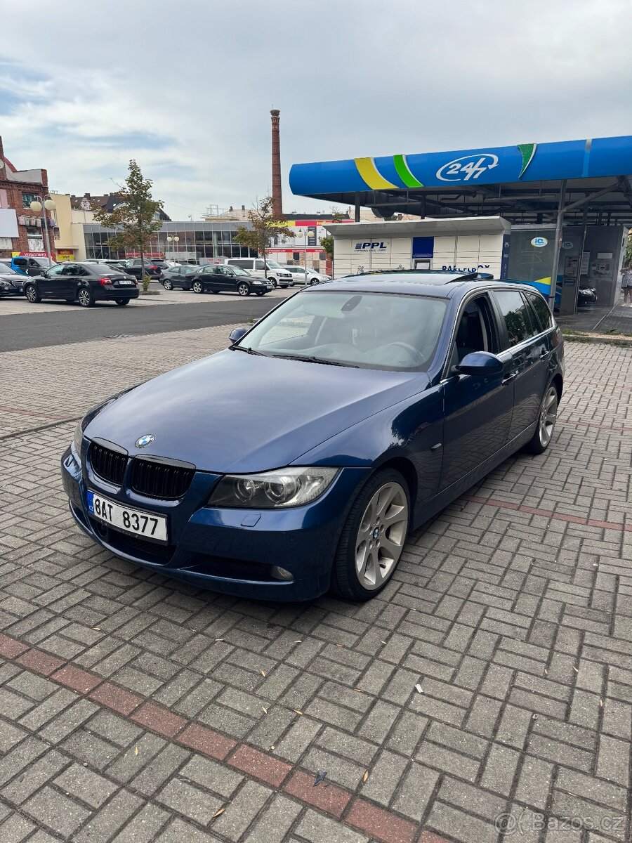 BMW e91 330xd - 2