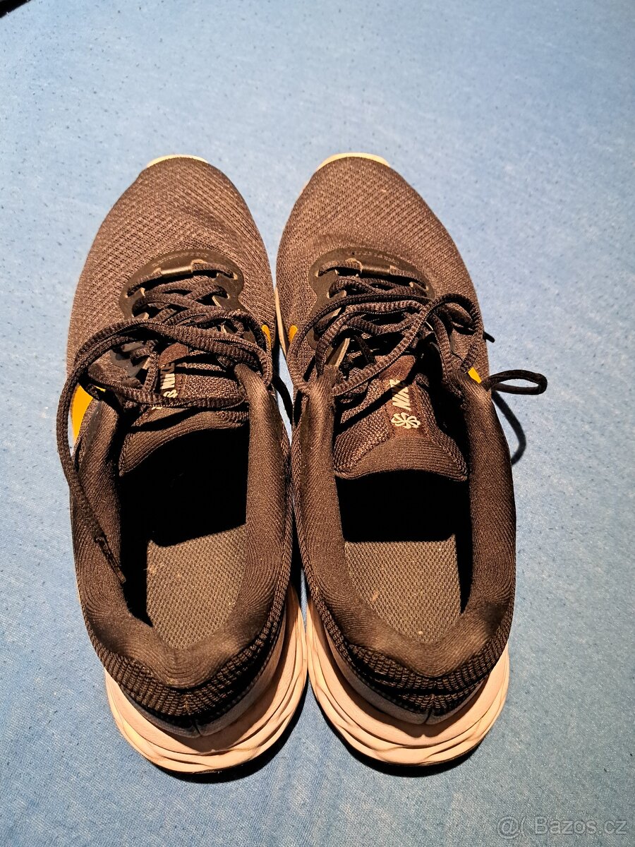 Nike Revolution 7 velikost 44 - 2