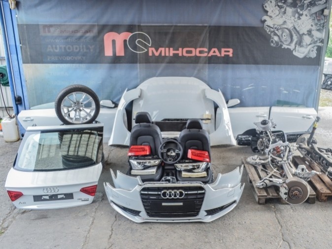 Prodávám AUDI A5 (8T0) 2012-2017 náhradní díly - 2