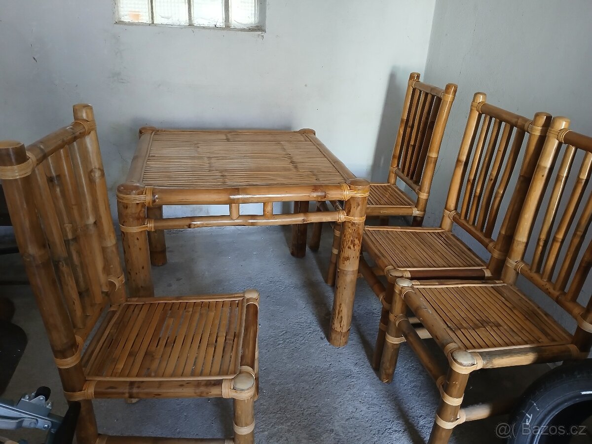 Bambusový stůl a 4 židle - 2