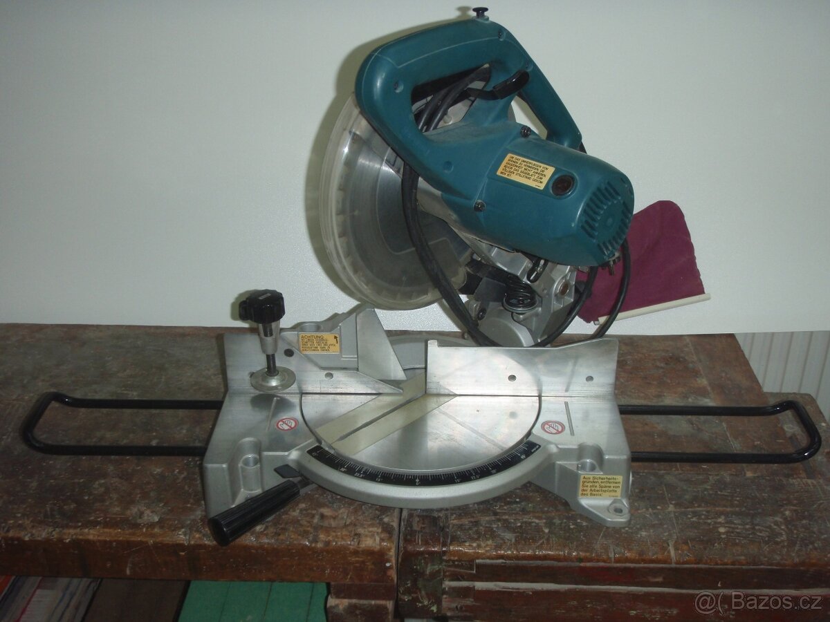 Pokosová pila Makita - 2