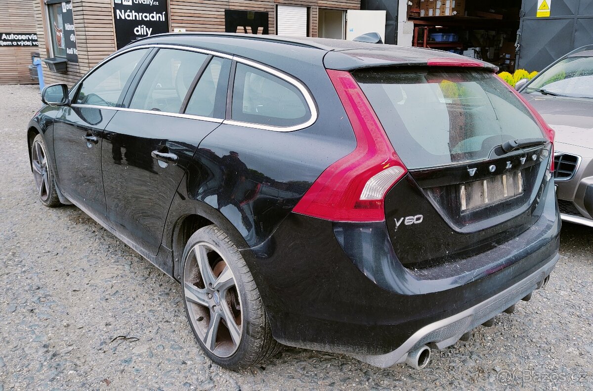 Volvo V60 R-DESIGN 2,0 D3 120kw - Náhradní díly - 2
