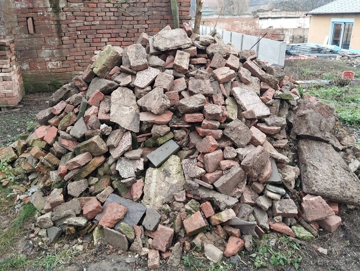 Daruji suť za odvoz, pomůžu naložit - 2