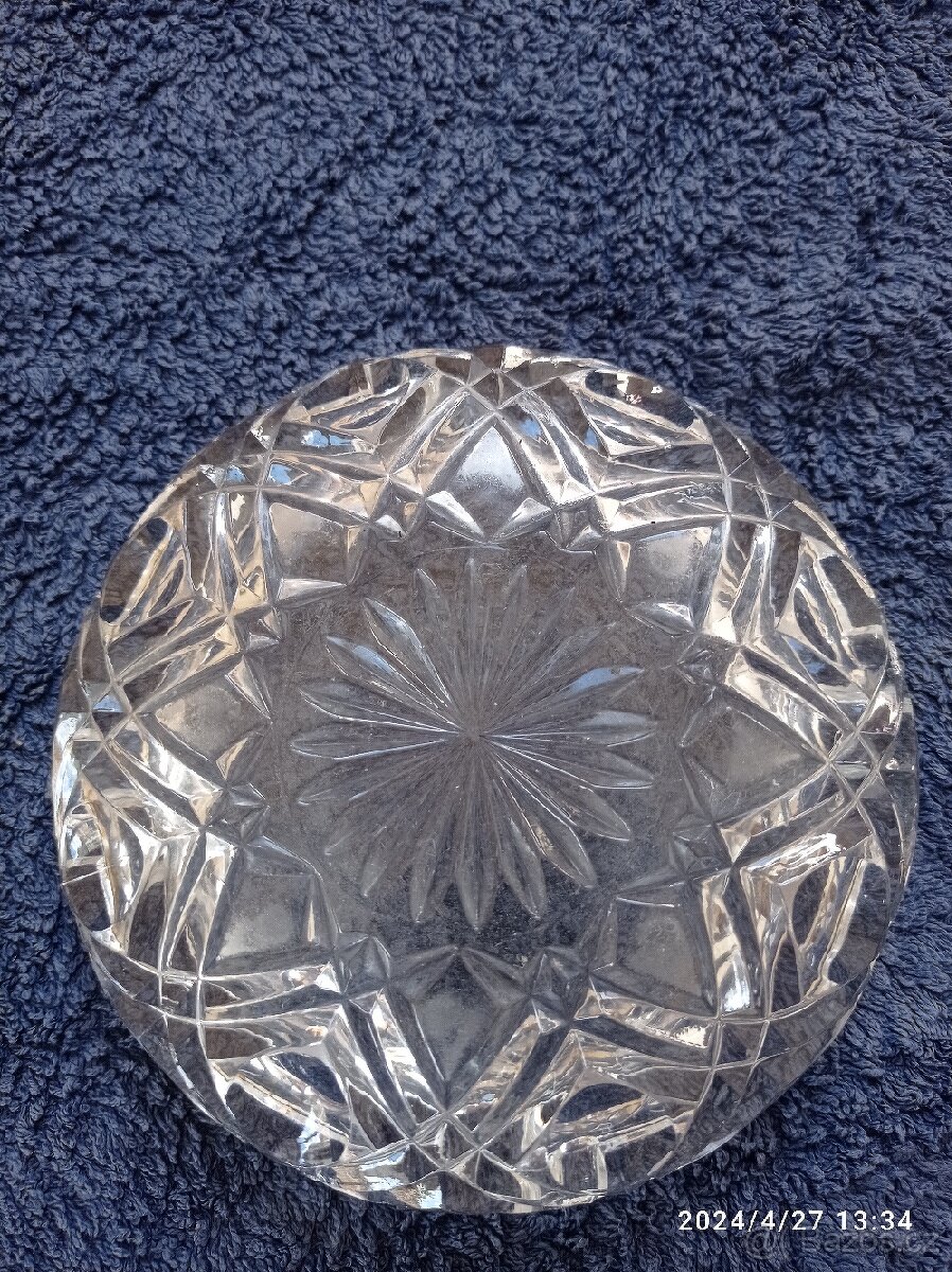 Skleněný popelník - 2