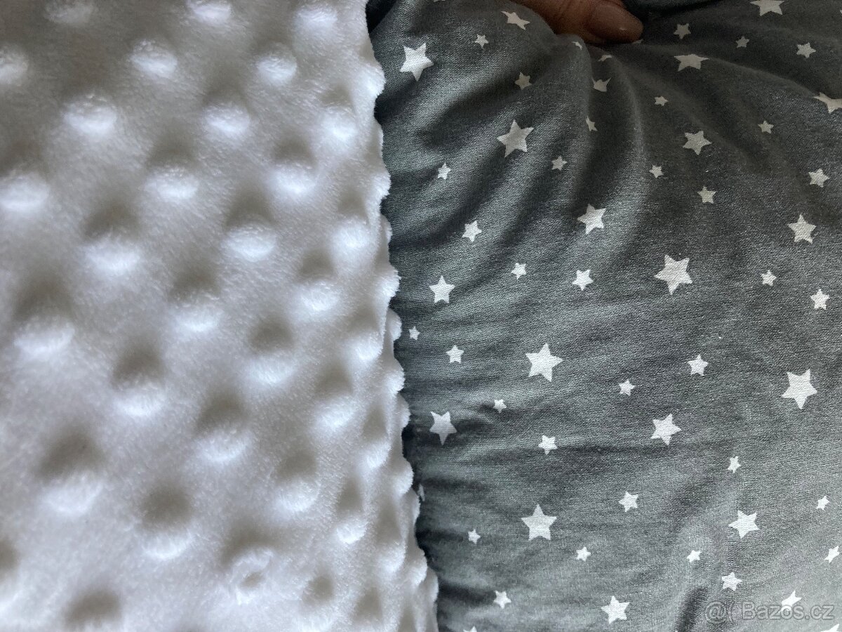 Péřová zavinovačka a polštářkový mantinel - 2