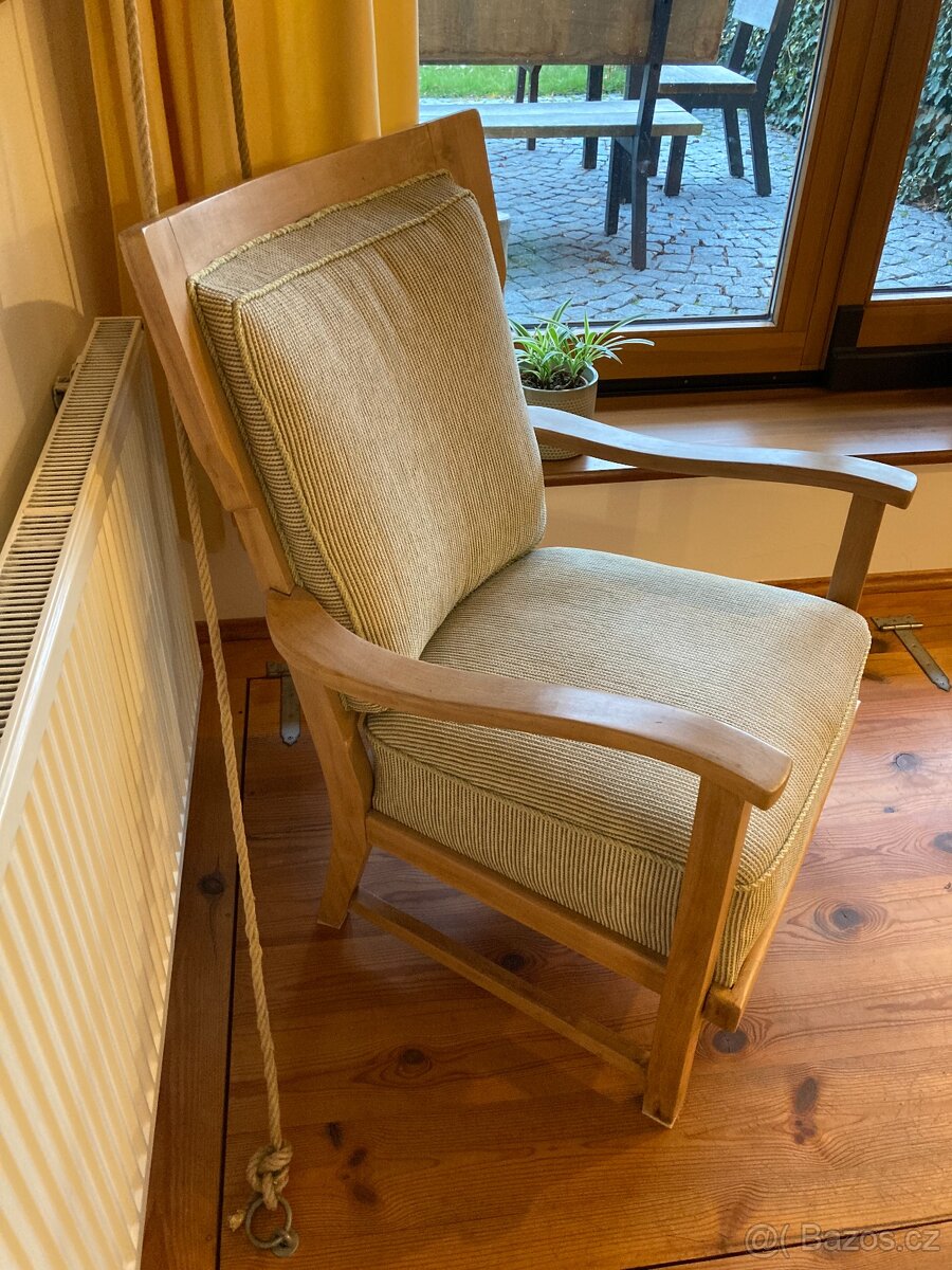 Prodej čalouněného křesla - 2