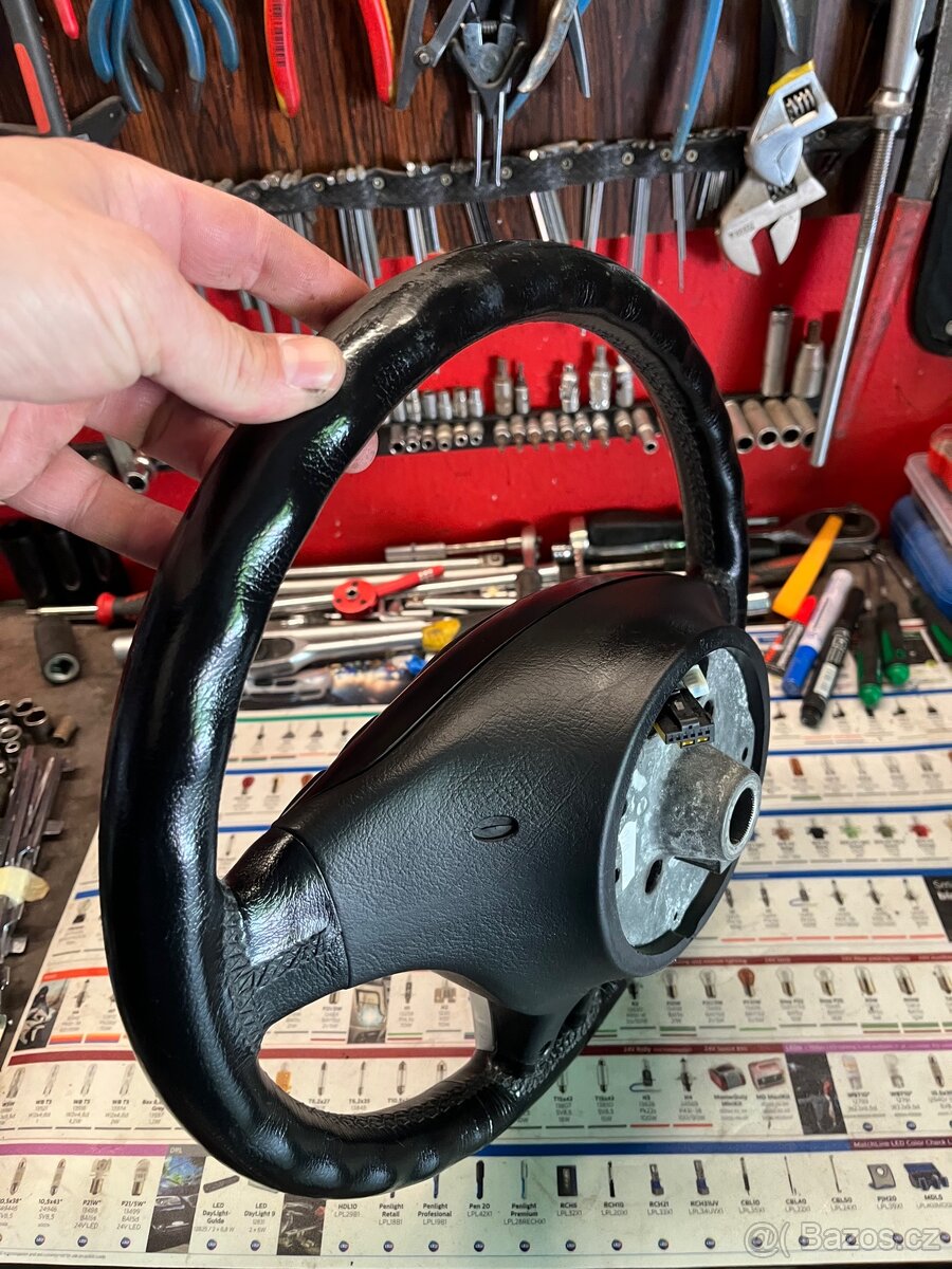 Kožený volant s multifunkci bmw - 2