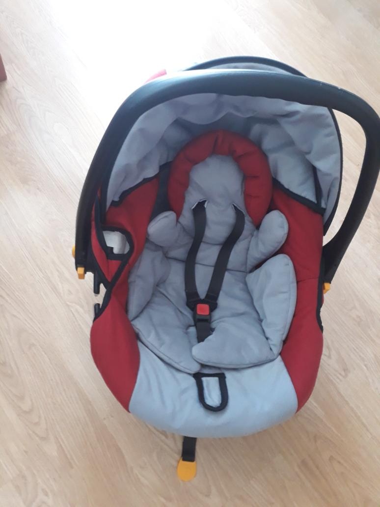 Dětská autosedačka - 2