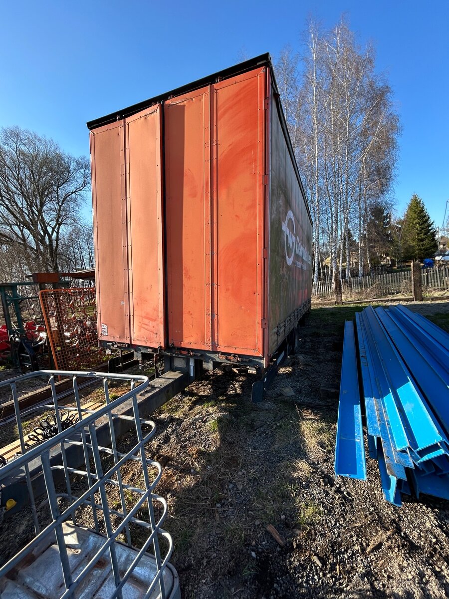 plachtový návěs - 2