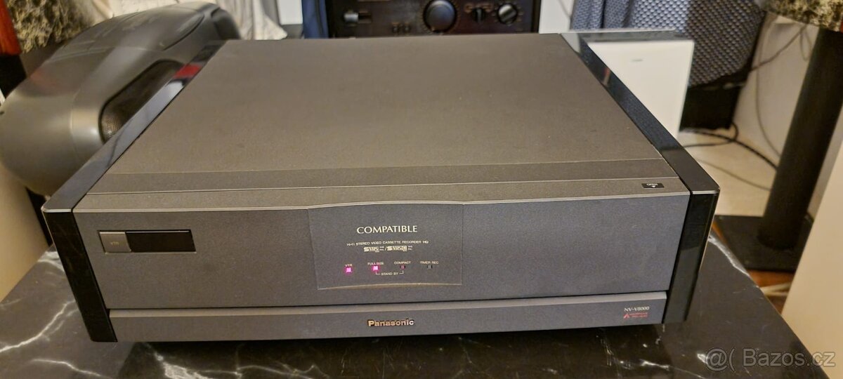 Panasonic NV-V8000EB - 2