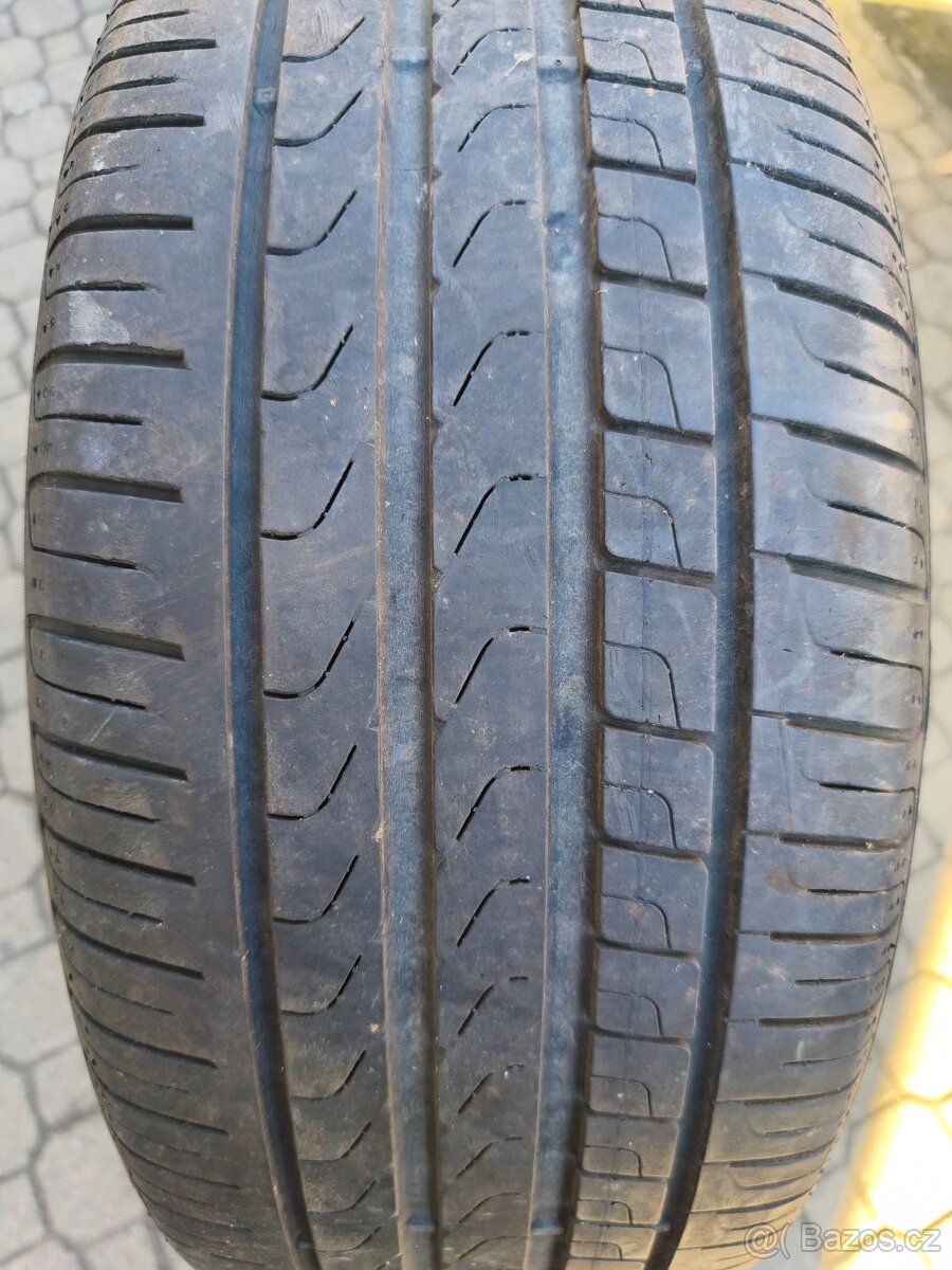 Letní pneu Pirelli 235/40 R19 - 2