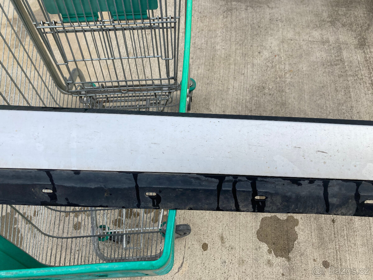 Plastový práh BMW X1 - 2