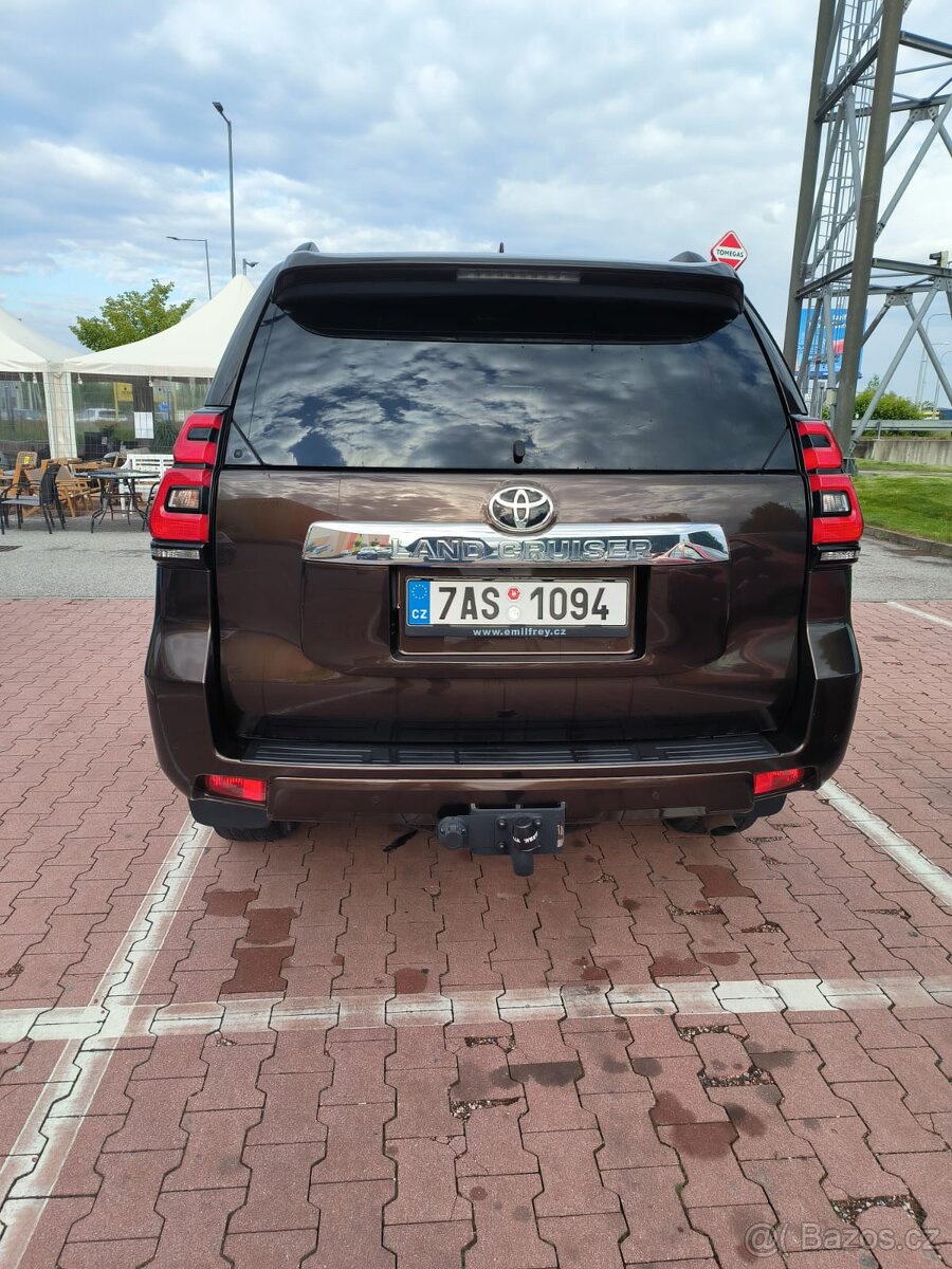 Toyota Land Cruiser 2.8 D TOP stav