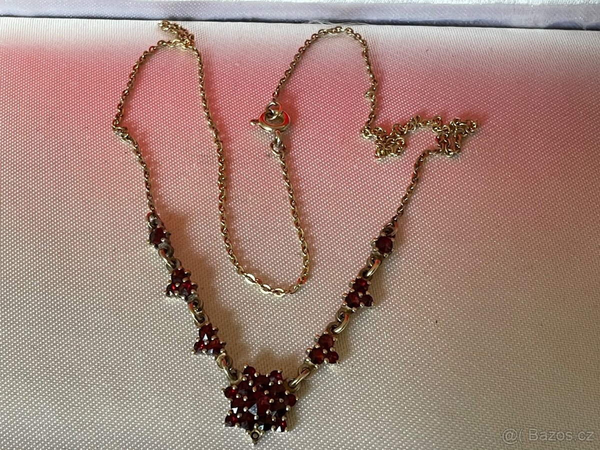náhrdelník Český granát -pozlatene - 2