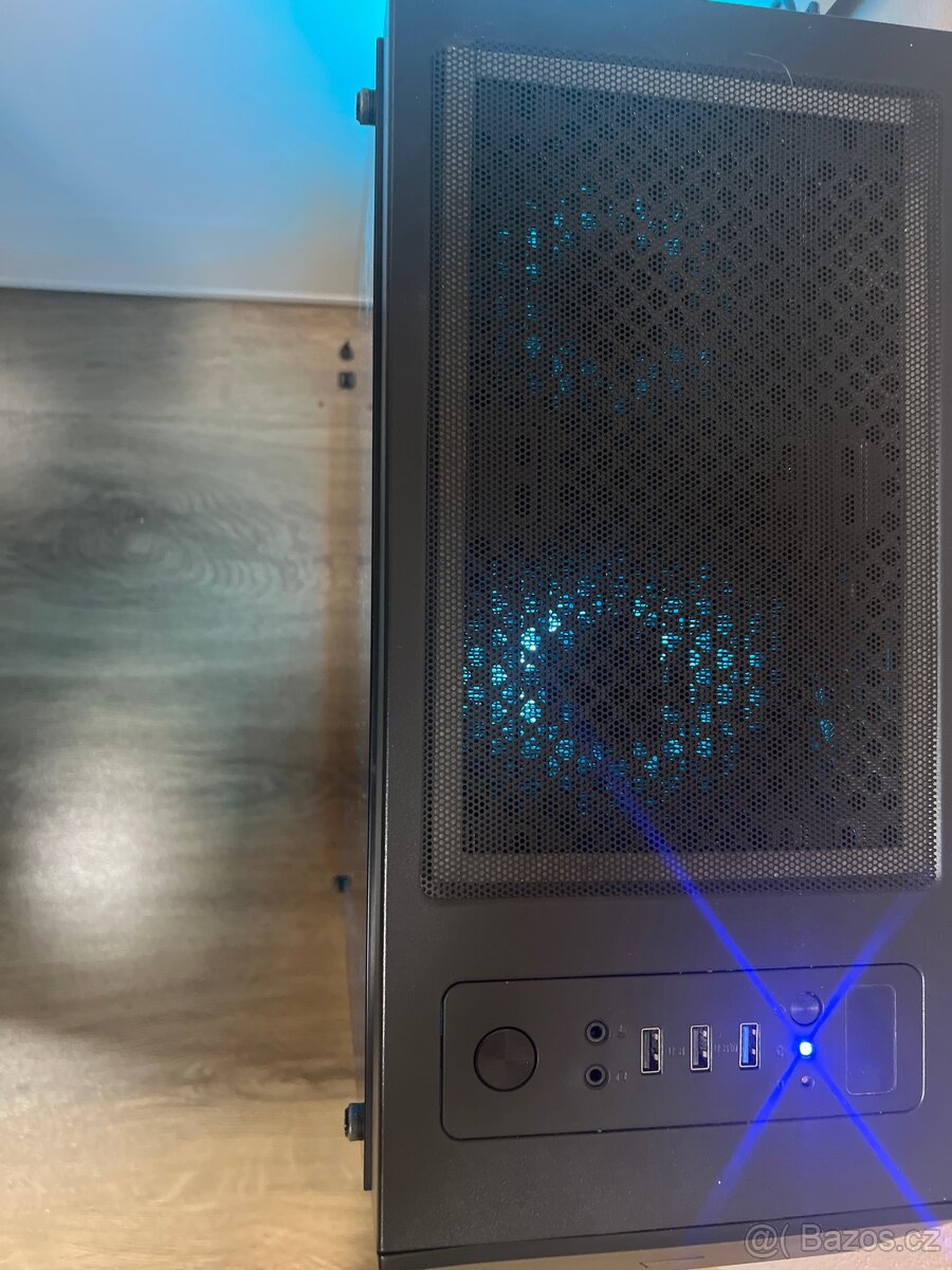 Prodám 3 roky starý pc - 2