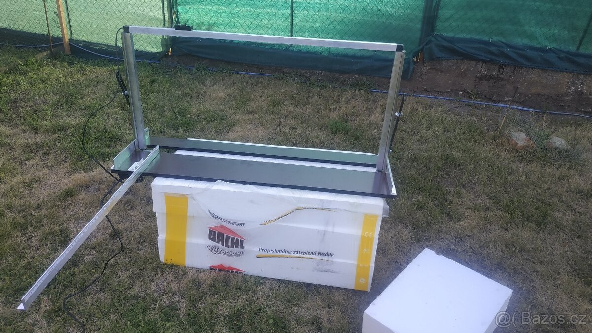 Řezačka polystyrénu - 2