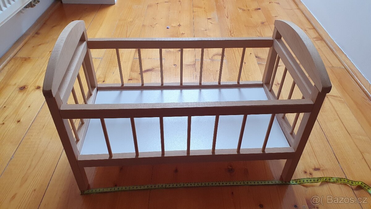 Postýlka pro panenky - 2