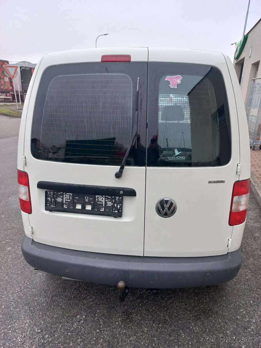 Volkswagen CADDY CNG/2.0 benzín 80 KW - 2