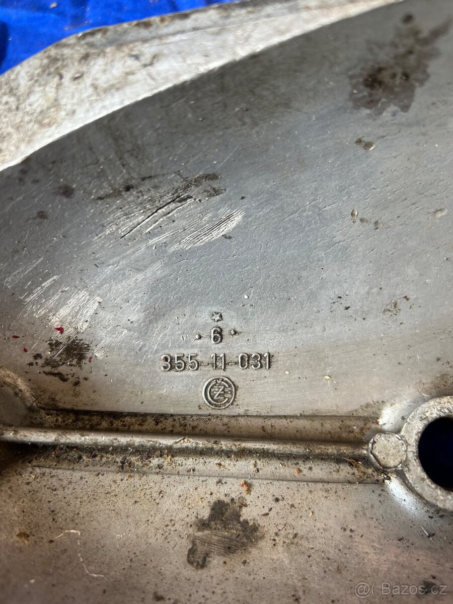 Kryt zapalování jawa ČZ 125/355 nebo 175/356 - 2
