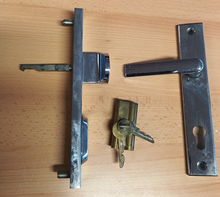 Bezpečnostní kování - 2