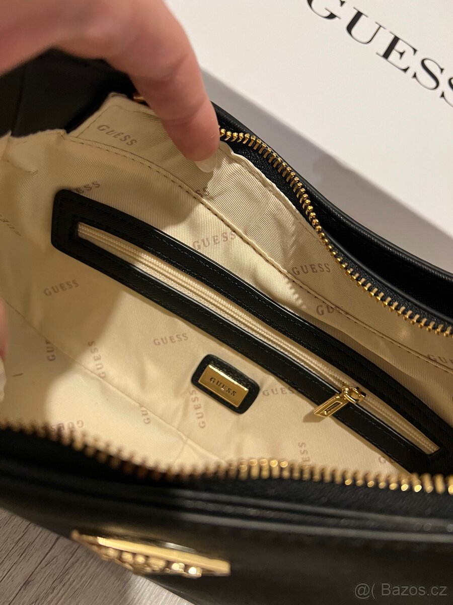 Guess černá kabelka - 2