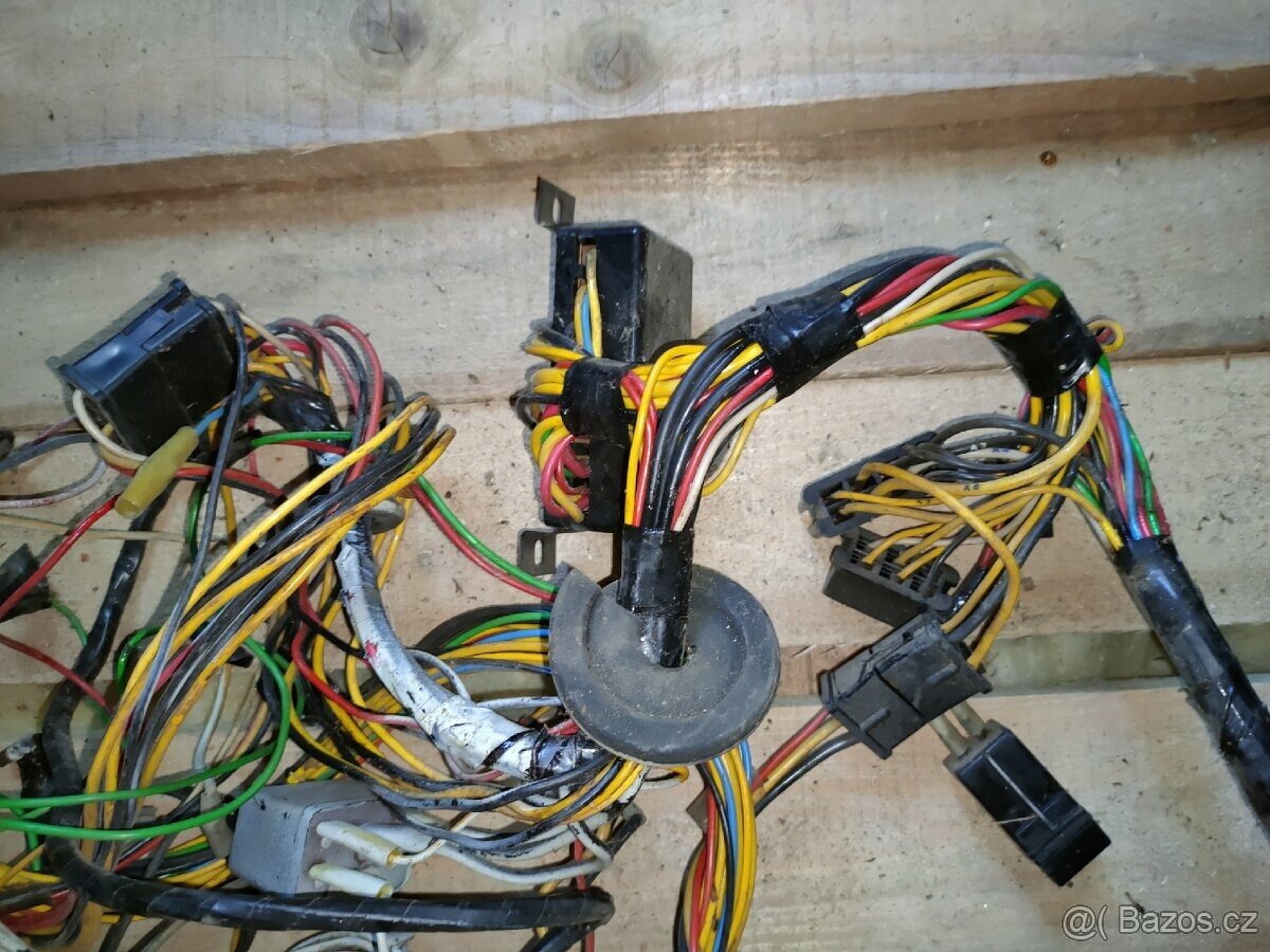 Škoda 120 kabelový svazek - 2