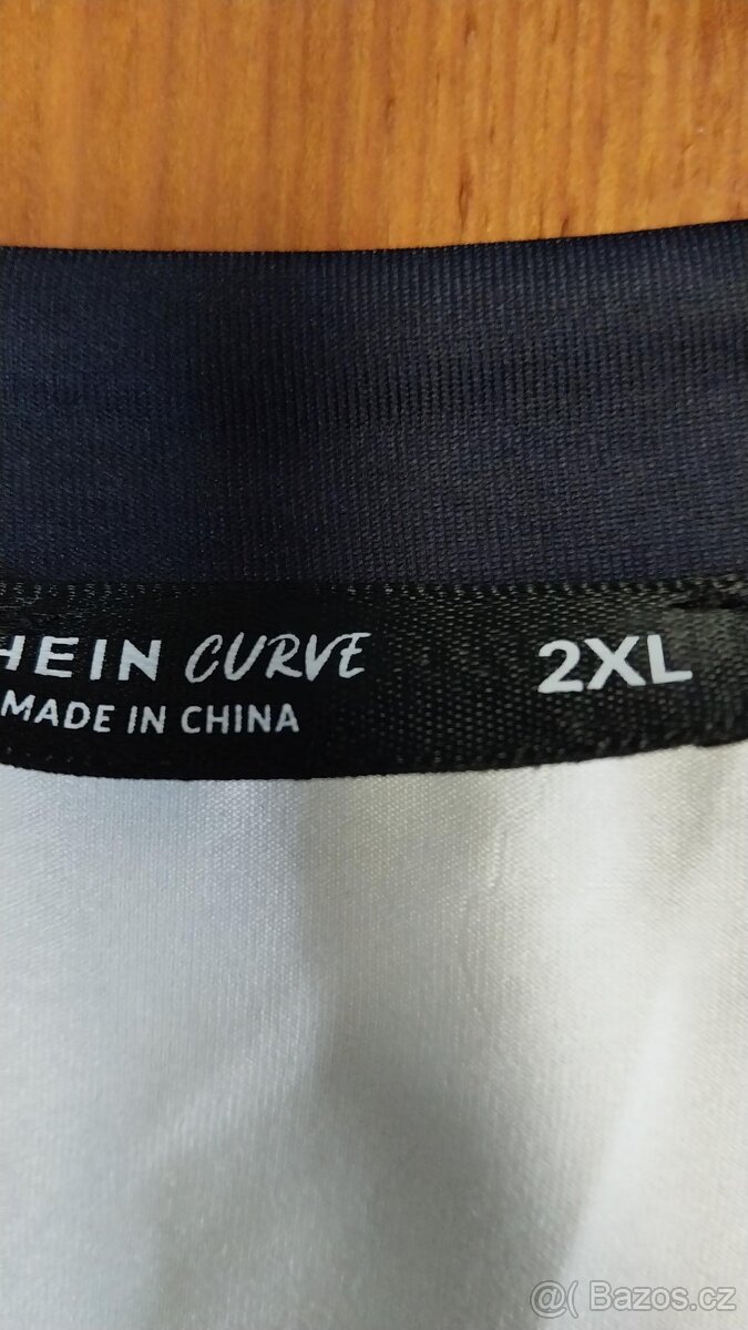 bílo-černá halenka ze Sheinu - 2