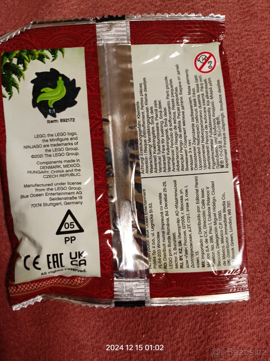 Lego figurka Ninjago Lloyd s doplňky - 2