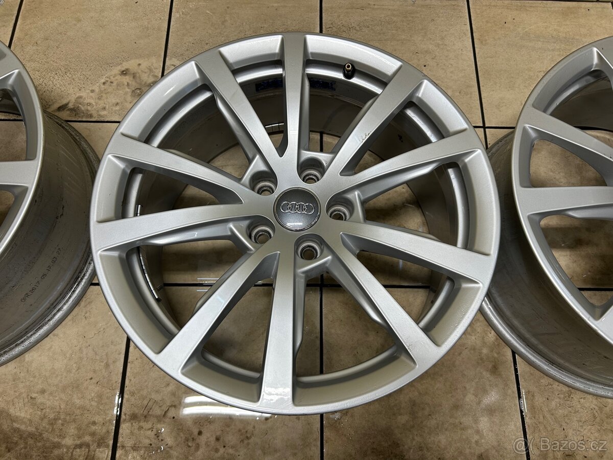 Audi 18 ALU disky 4N0601025A - 2