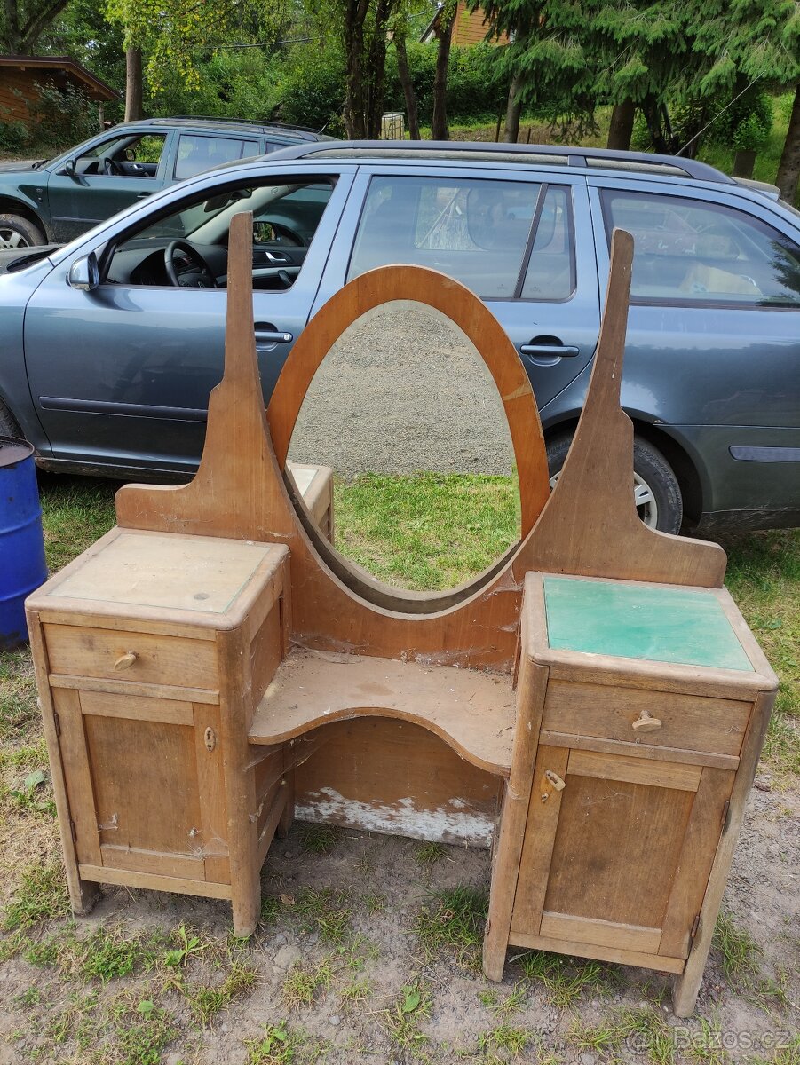 toaletka k renovaci - 2