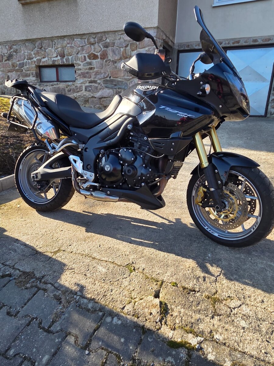 Triumph Tiger 1050 - 2