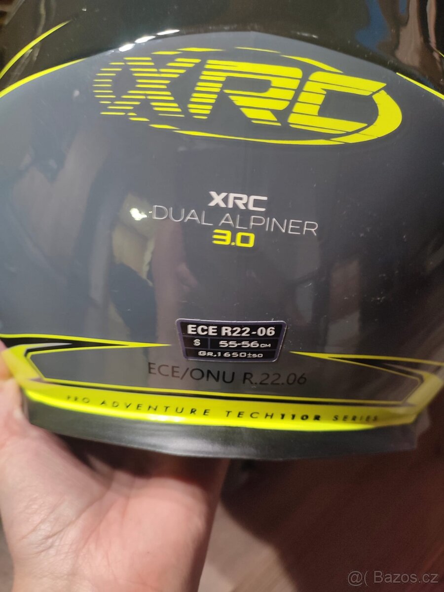 Téměř nová helma - 2