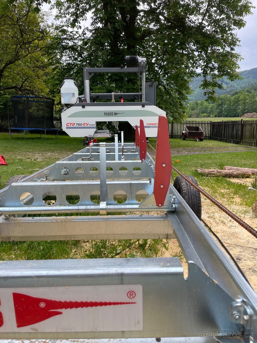 Kmenová pásová pila PILOUS CTR 750 EV - mobilní provedení - 2