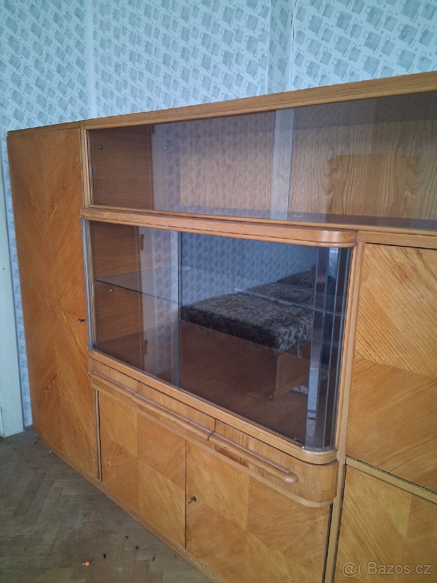 Krásná retro stěna - 2