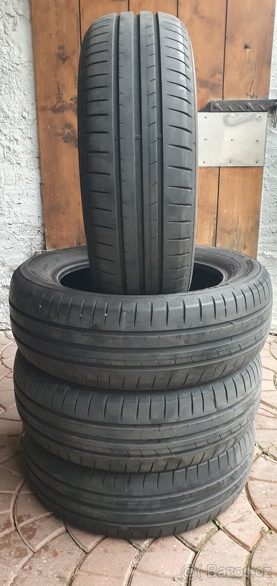 Letní pneu Dunlop 185/60/15 - 2