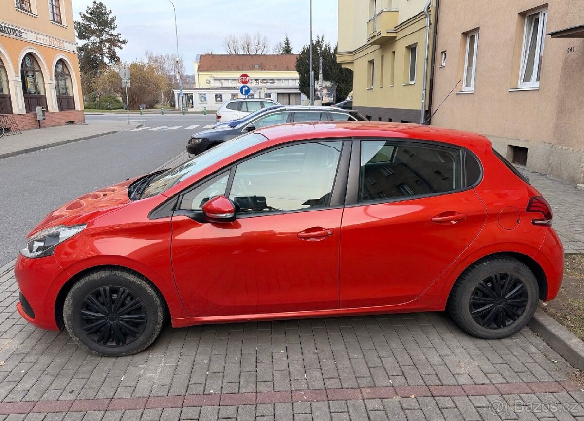 Peugeot 208 - 2
