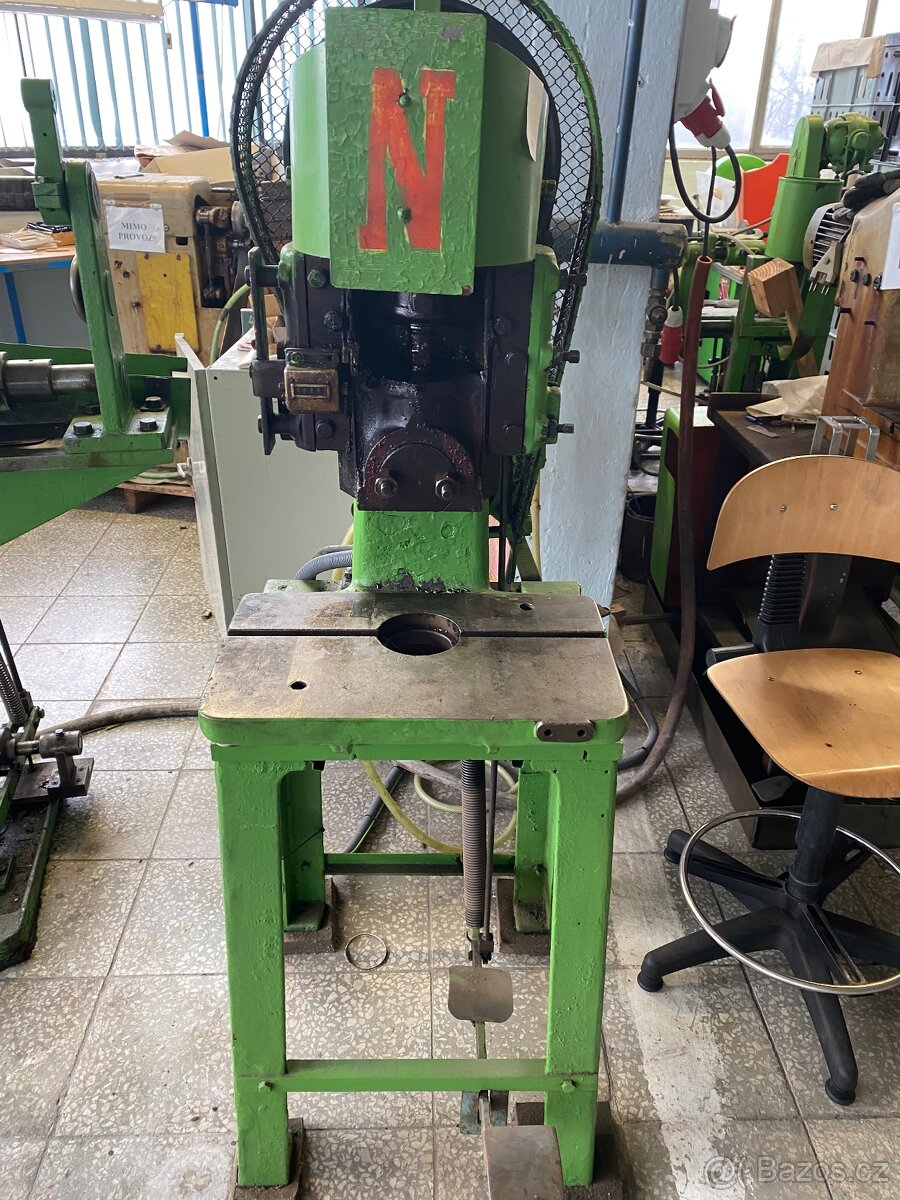 FUNKČNÍ MECHANICKÉ LISY SCHULER - 2
