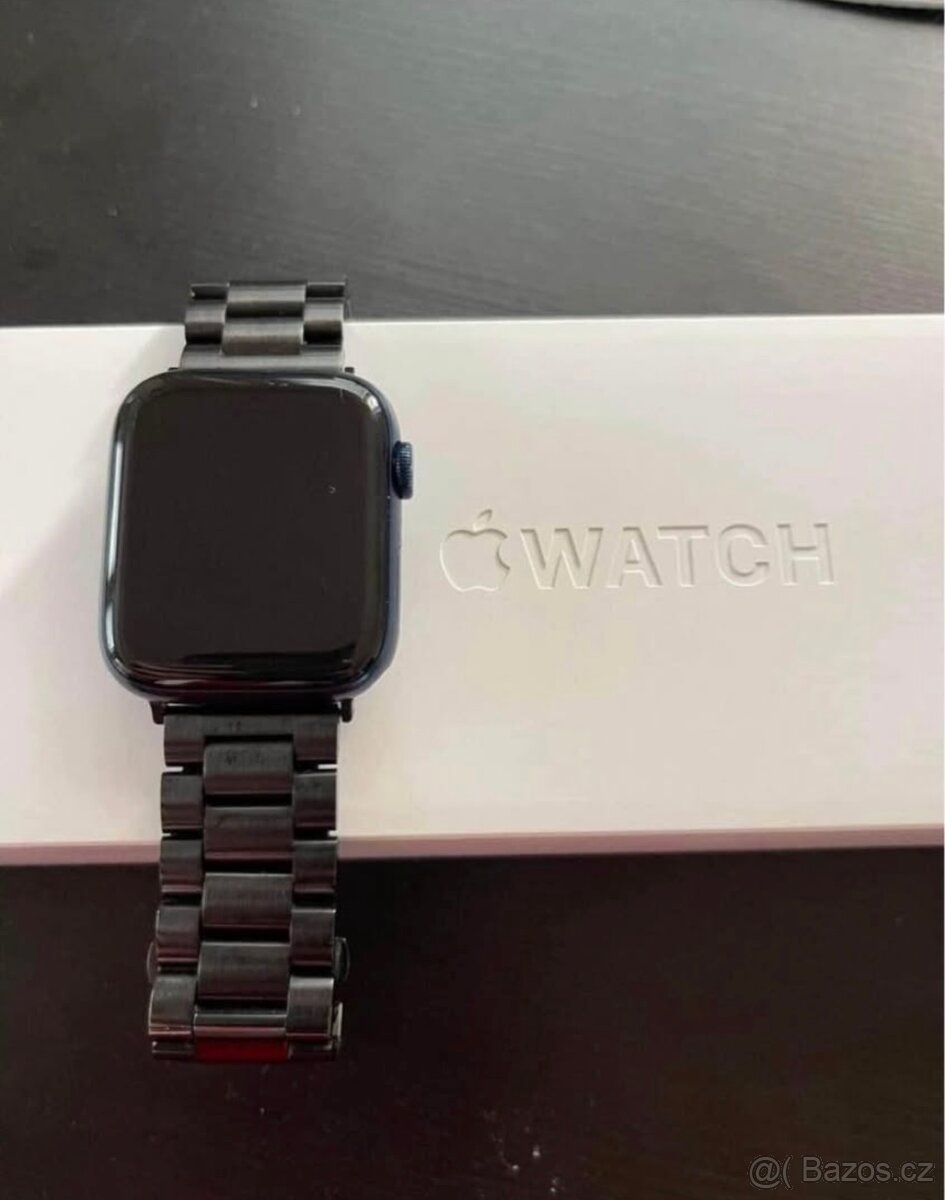 Apple Watch 6 44mm - 2