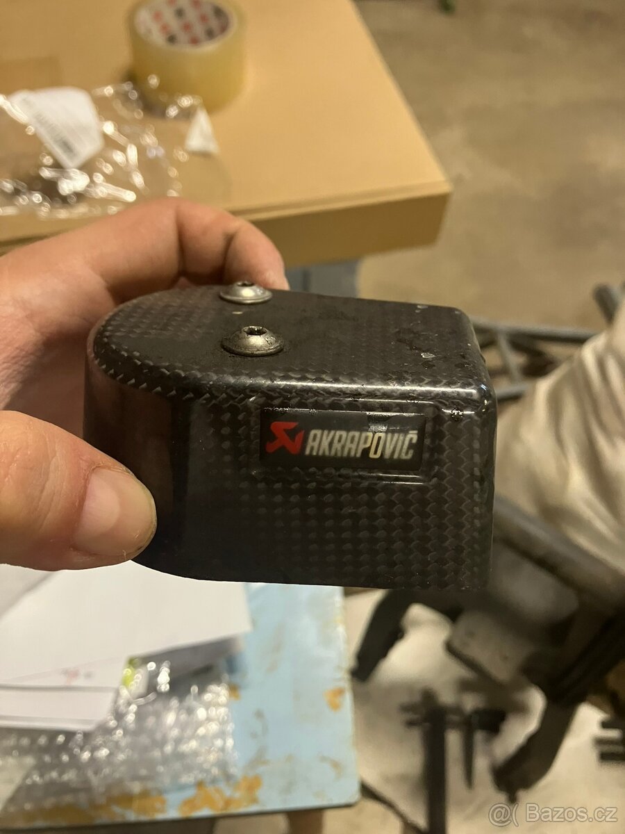 BMW S1000RR akrapovic HP titanium - 2