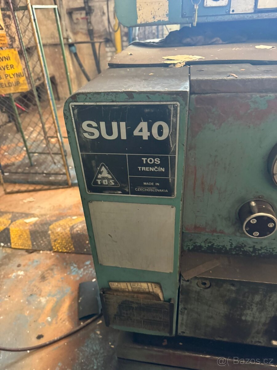Soustruh na kov SUI 40/2000 - 2
