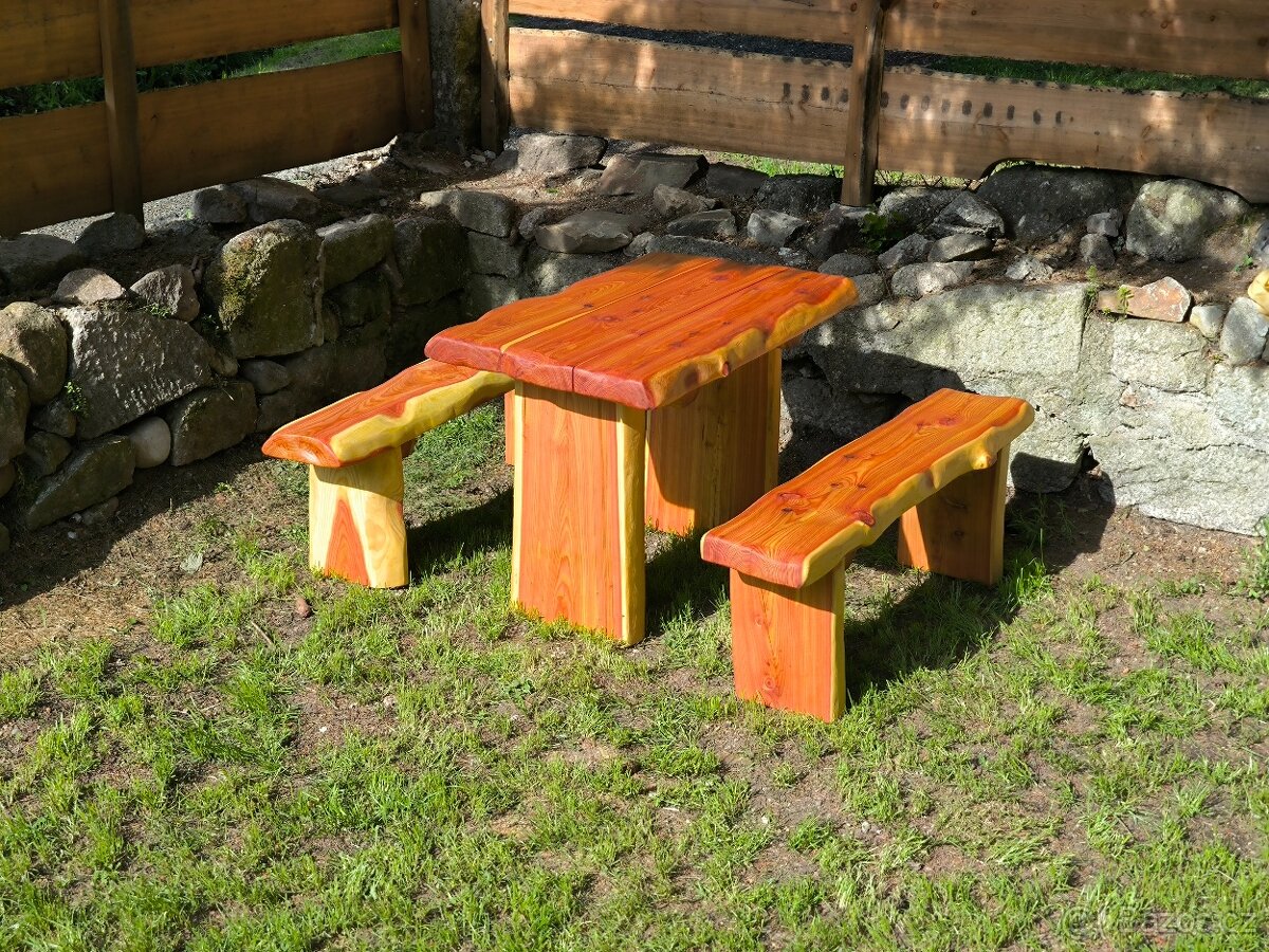 Zahradni set, stul a lavice modrin. - 2